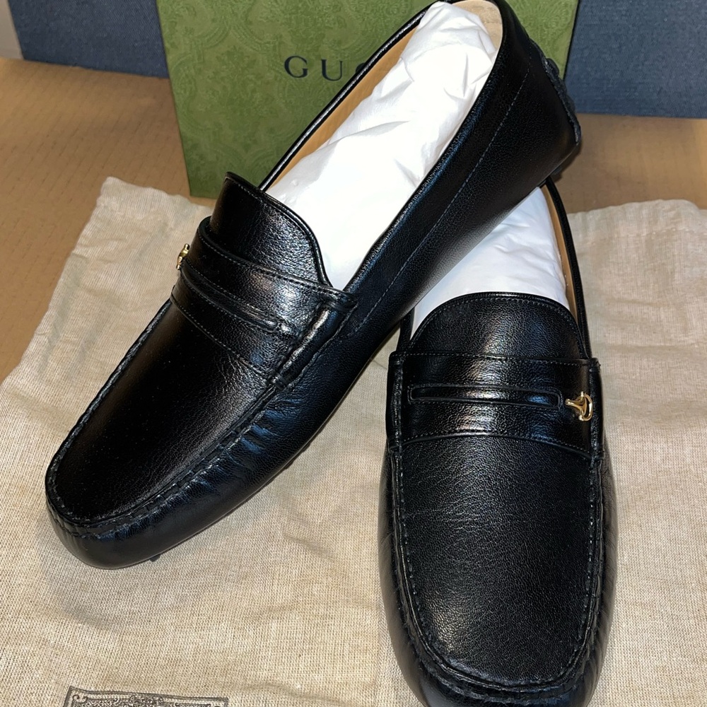 Authentic Gucci Men’s Interlocking G Drivers Core black size 8 G